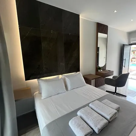 V Luxury Πευκοχώρι