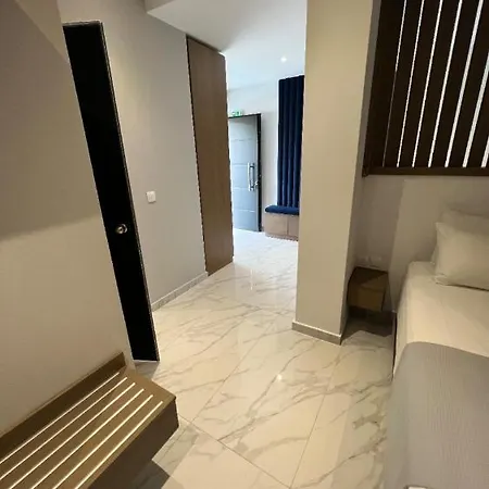 Guest house V Luxury *