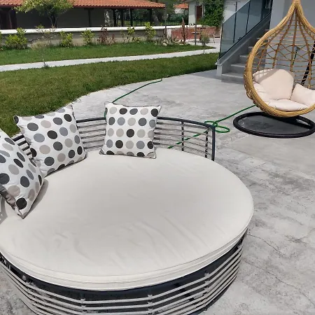 V Luxury Гостевой дом