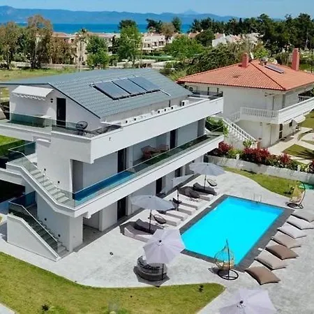 Guest house V Luxury Pefkochori