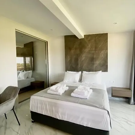Guest house V Luxury *