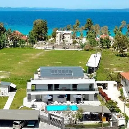 Guest house V Luxury