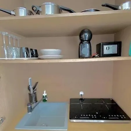 V Luxury 4* Пефкохори