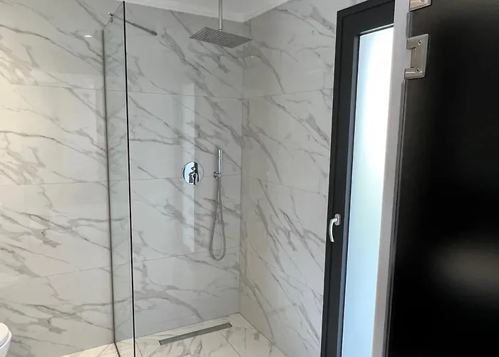 V Luxury 4* Pefkochori