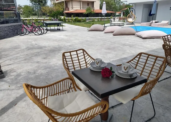 V Luxury 4*